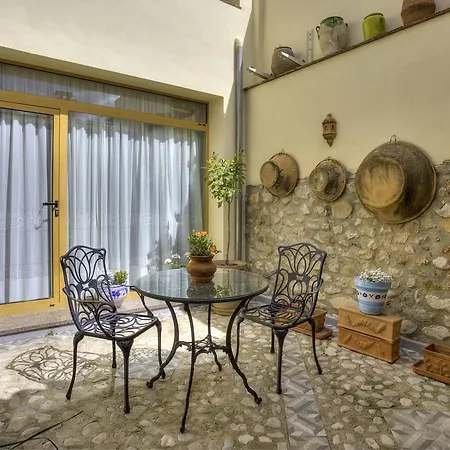 Nocleg ze śniadaniem Casa Rosa 3*