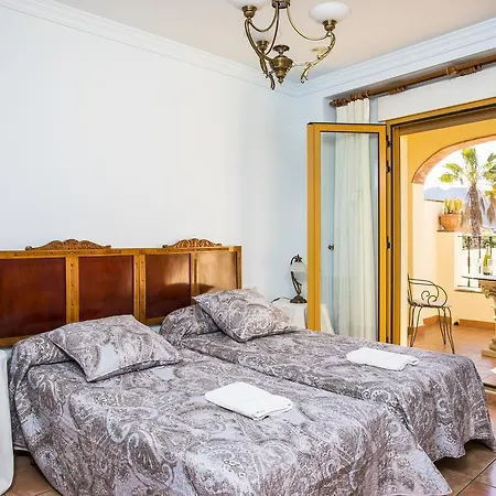 Casa Rosa 3* Парсент